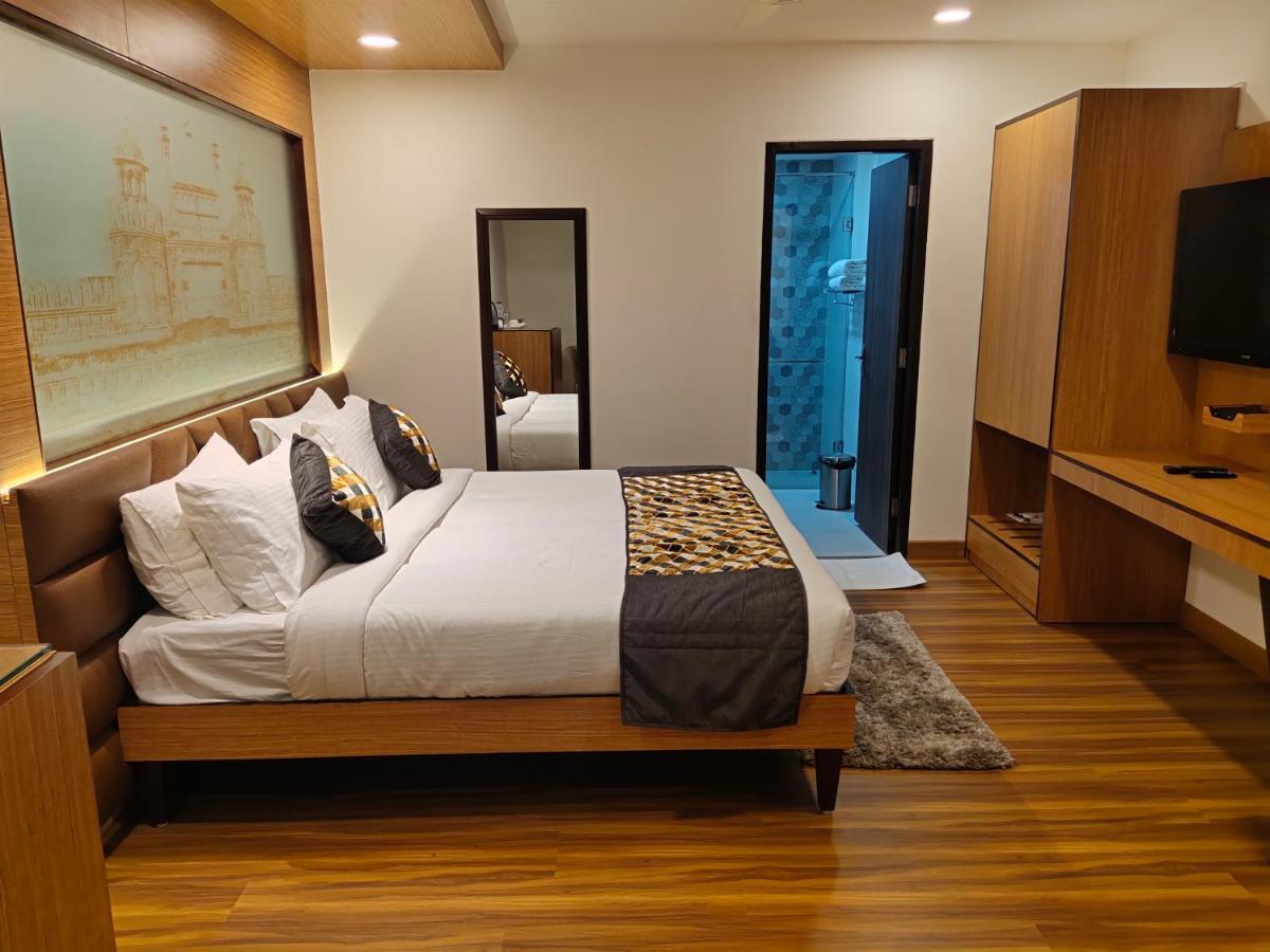 Delhieez - A Boutique Hotel Nuova Delhi Esterno foto